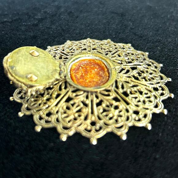 Vintage Filigree Solid Perfume Locket Brooch – Gold-Tone Pin / Pendant, - Picture 2 of 11